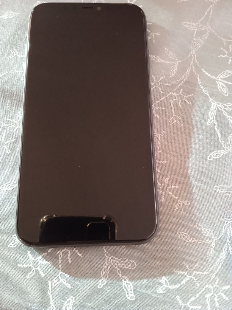 iPhone 11 black...