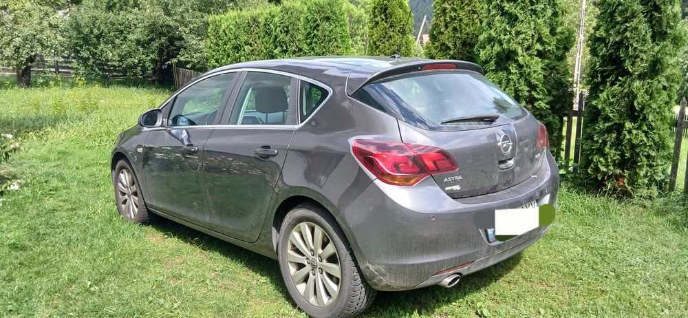 Vand opel astra j
