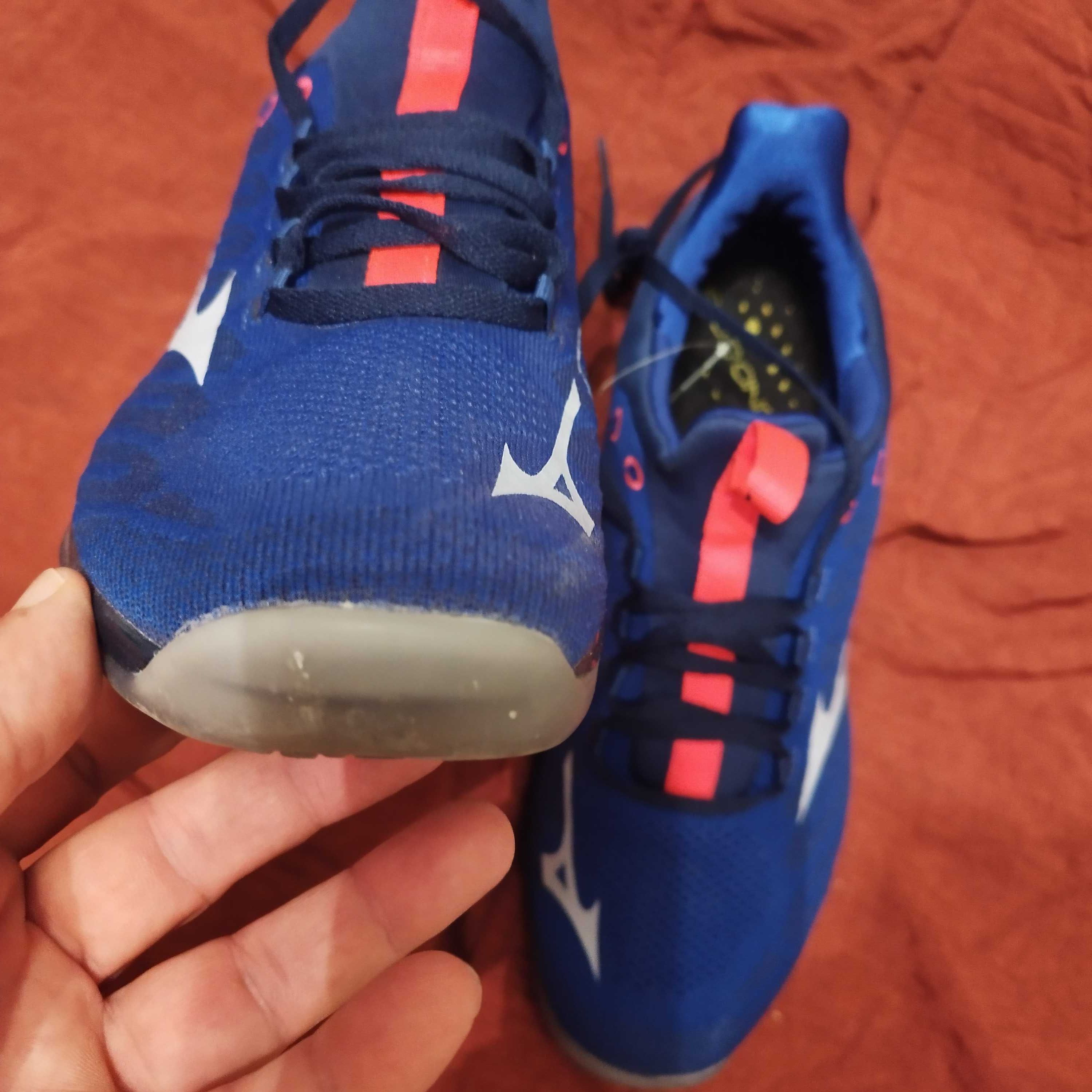 маратонки Mizuno 45,5-29,5см