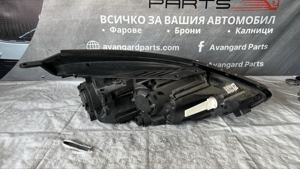 2 броя десен и един ляв фар Hyundai i30 (2008-2012)