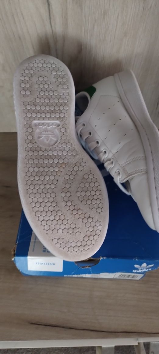 Оргинални маратонки/кецове Adidas Stan Smith