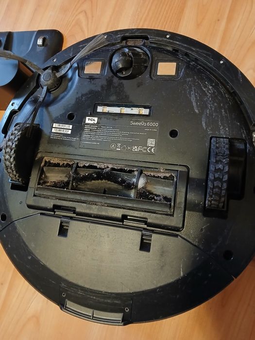 Robot aspirator tcl