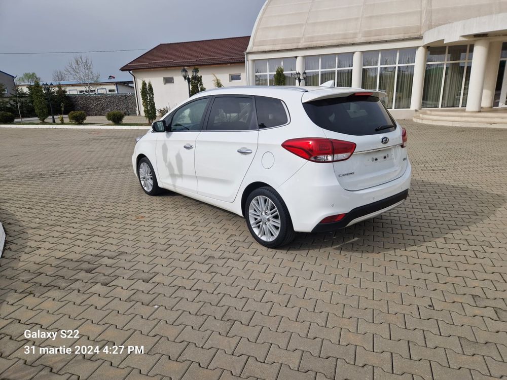 Kia Carens 2018 - 1.7 CRDI