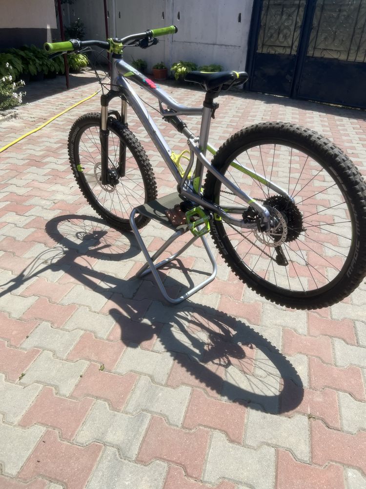 Bicicleta rockrider st 900 s