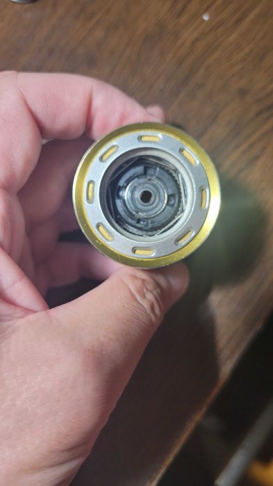 Vand 2 tamburi mulineta Ryobi Zauber 2000