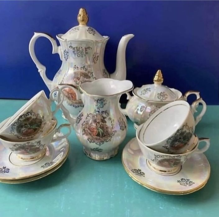 Раритет! Кофейный сервиз ГДР из серии «Золотая шишка» (Мадонна)