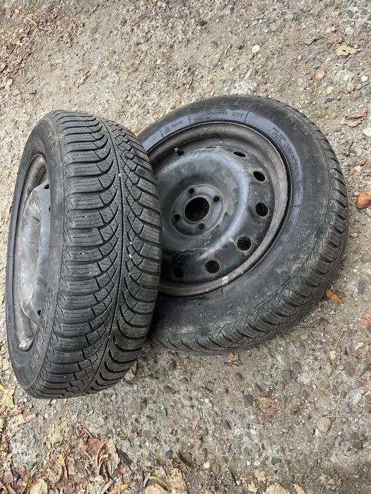Jante logan 4x100 in dtare foarte buna cauciucurile dot 2021
