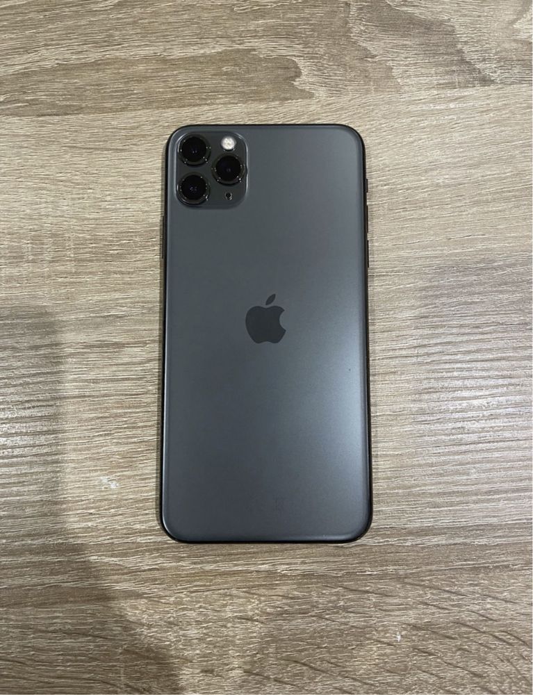 Iphone 11 pro max 512 gb urgent