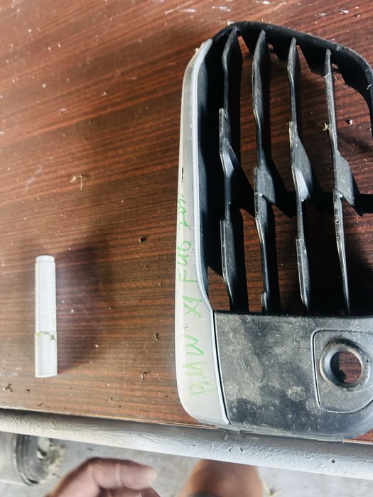 Решетка за броня за BMW X1 f48