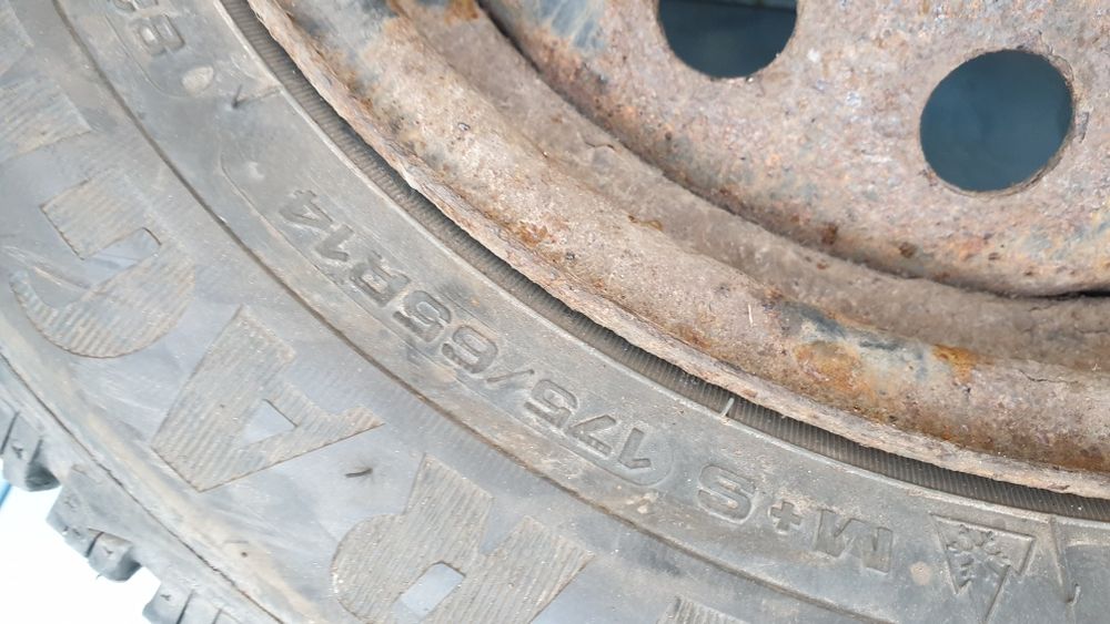 Джанти 4х100 тойота с гуми 175 65 14 гуд йър