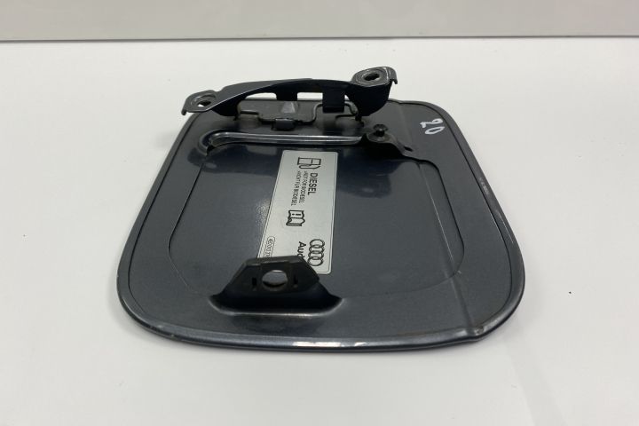 Usita  rezervor 8E0809905E / 8E0010376R Audi A4 B7