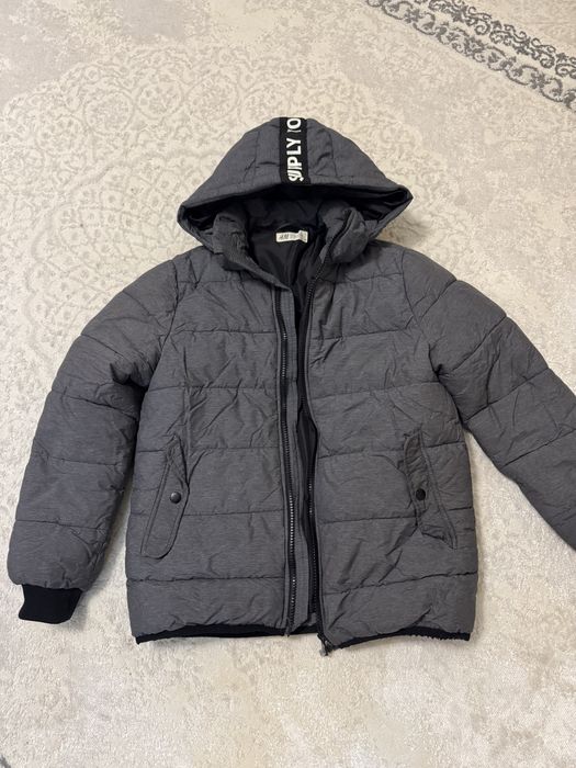 Осенняя куртка почти новый!