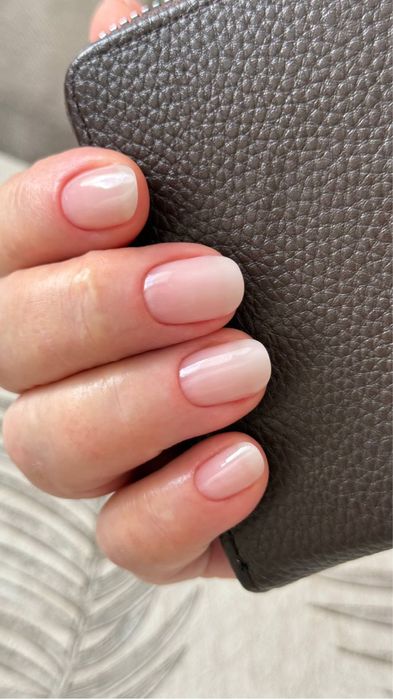 Маникюр и педекюр