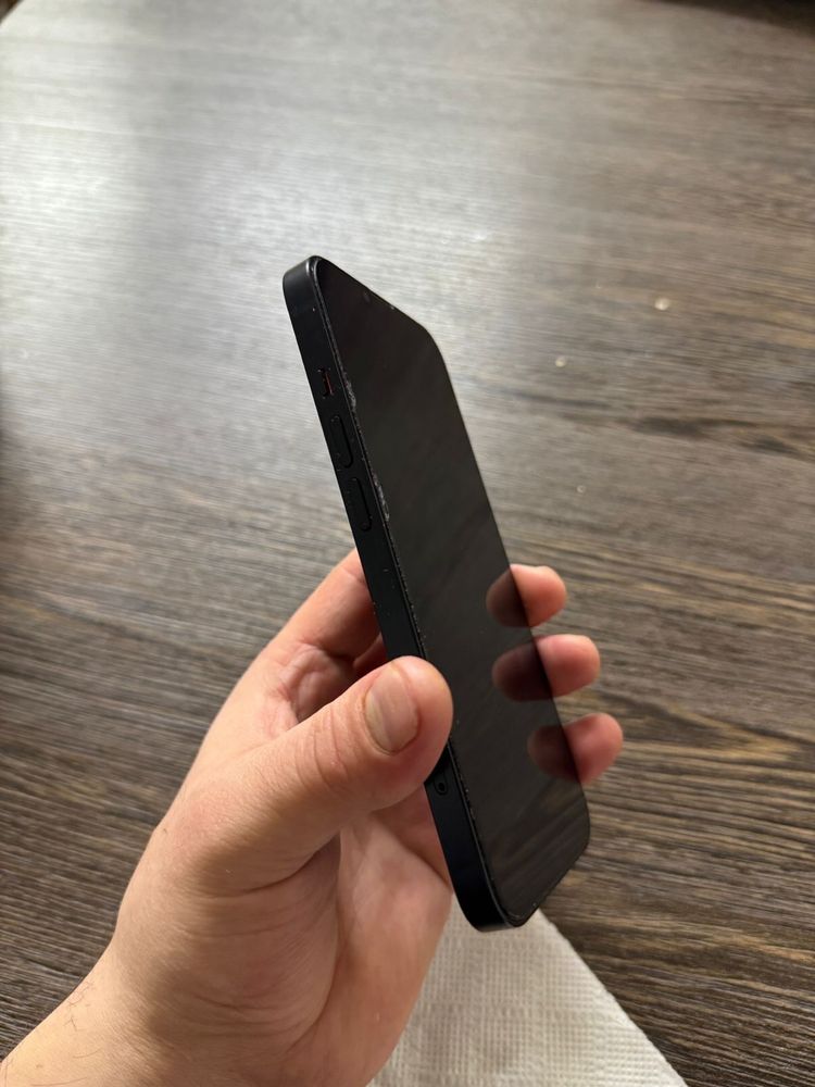Iphone 13,256gb-90AKB