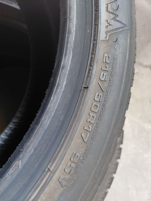 1БР. Гума 215/50/17” DUNLOP ЗИМНА