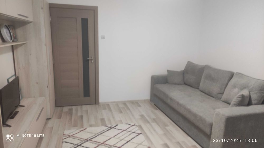 Proprietar nchiriez garsonieră Drumul Taberei metrou Favorit