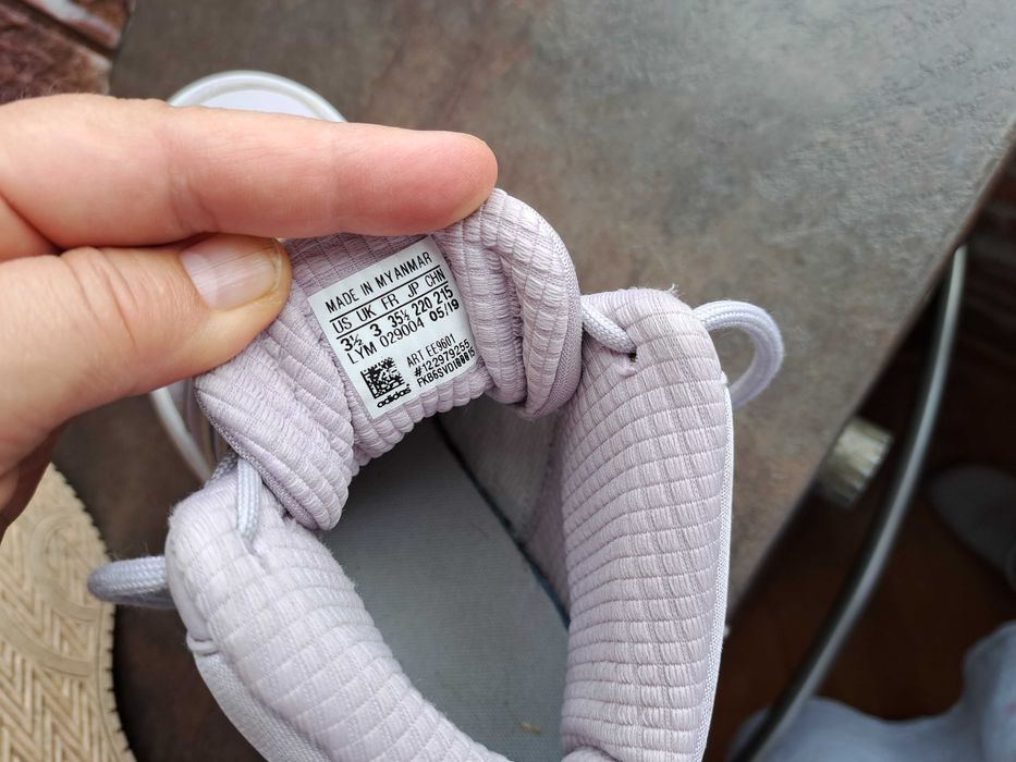детски маратонки за момиче,кецове,спортни обувки,Adidas,номер35,адидас