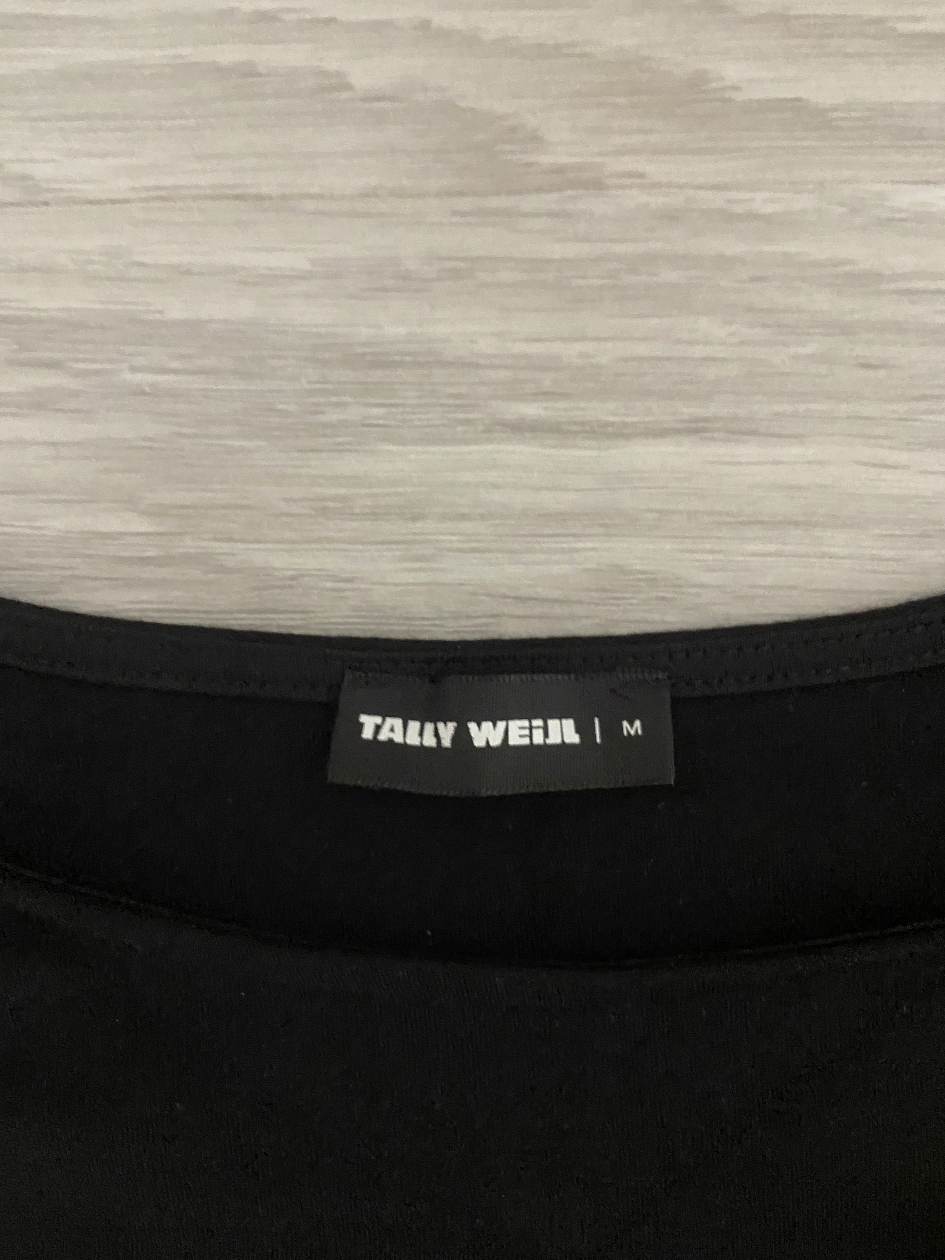 Черна рокля на Tally Weijl