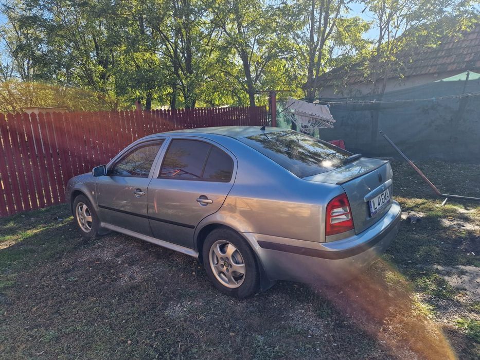 Scoda Octavia  motor 1,6 benzina plus gaz