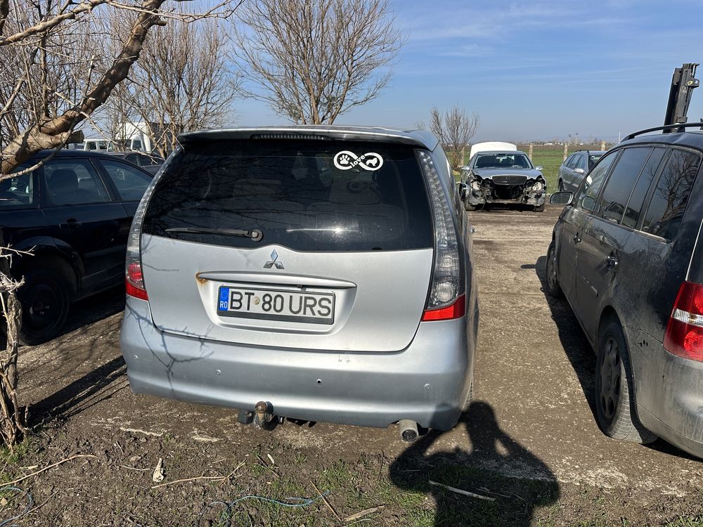 Dezmembrez mitsubishi grandis 2.4 i mitubishi