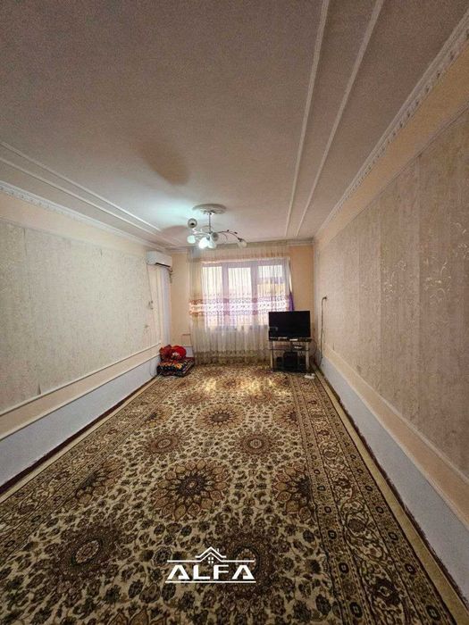 Buxoroda kvartira xonadon uy sotiladi 5 xonali 100m² 5-qavat.