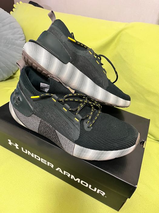 Мъжки маратонки за бягане Under Armour HOVR™ Phantom 3 SE