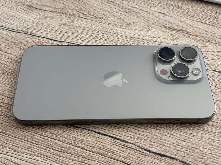 Iphone 15 pro max 256gb natural ПЕРФЕКТЕН 1г гаранция