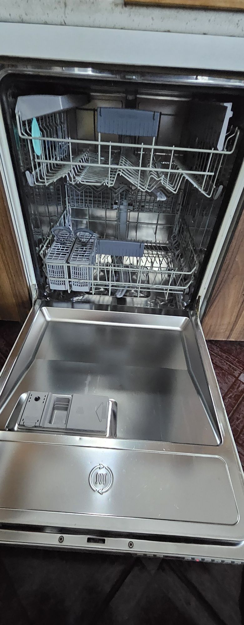 Съдомиялна машина SIEMENS Aquasensor Aquastop