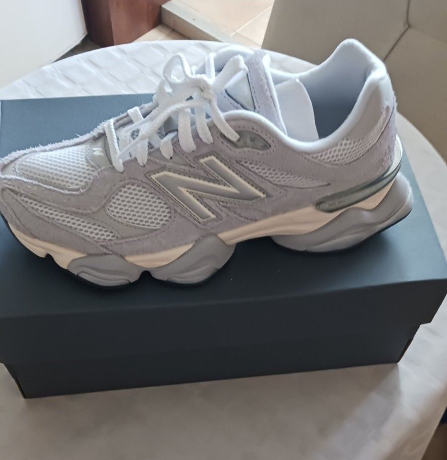 New balance 9060