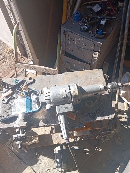 Продам советскую мощную дрель