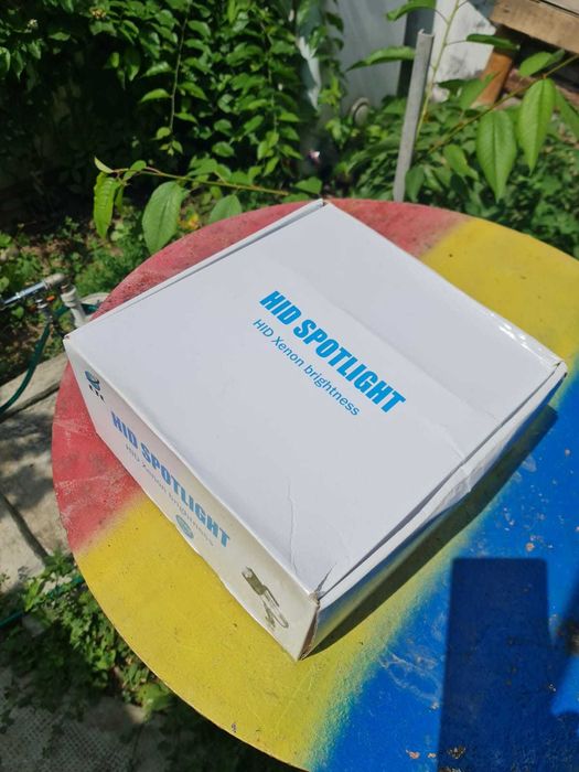 Lanterna HID Xenon LED 12v corp ALUMINIU. Putere mare camping pescuit