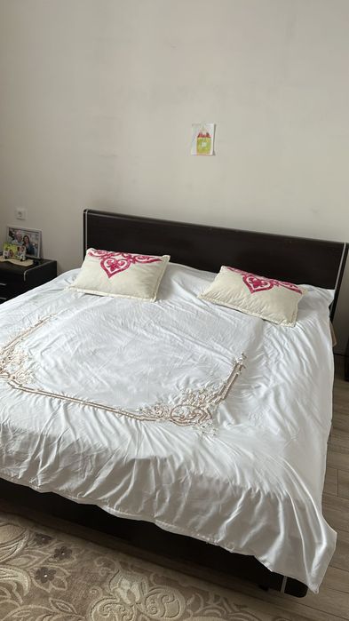 Продам кровать 35к 200/220.