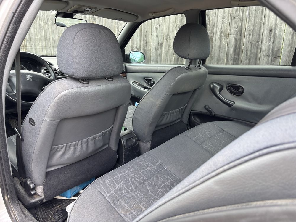 Peugeot 406 din 2001