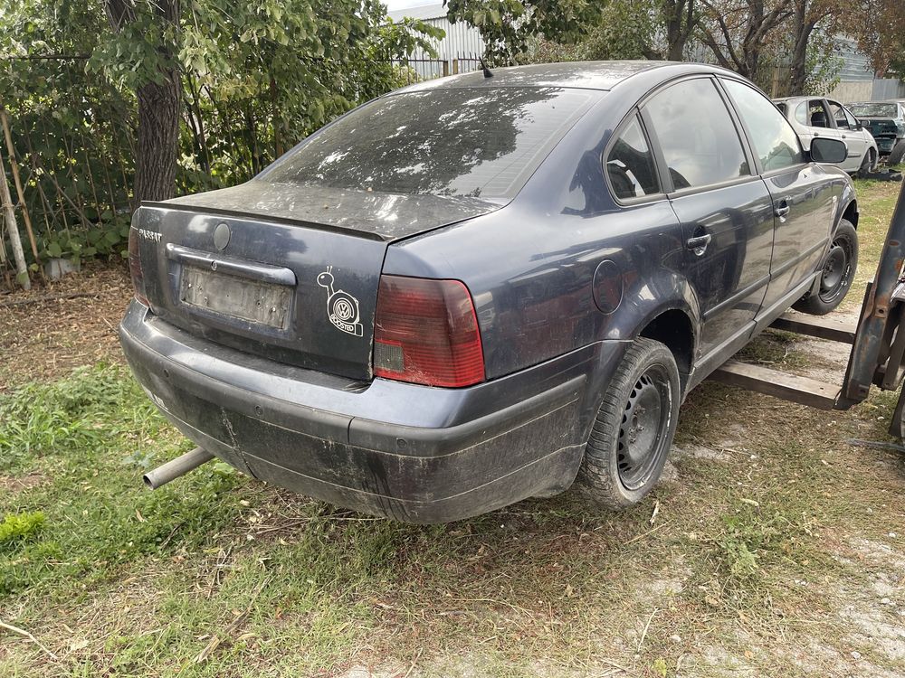 Volkswagen Passat 1.9 90 на части