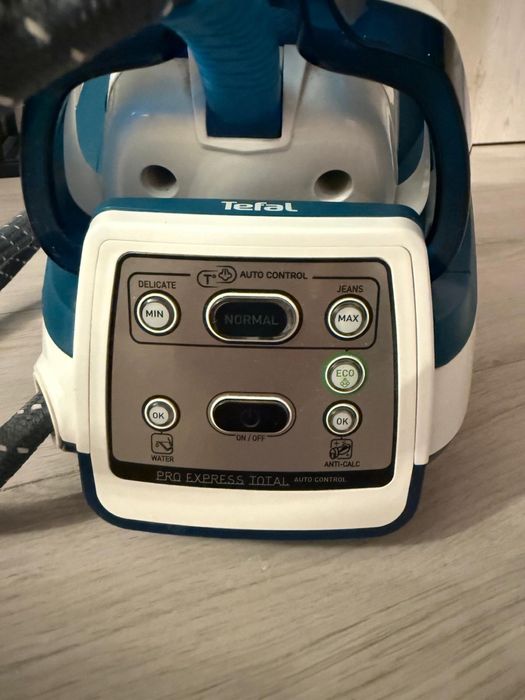 Statie calcat fier de calcat Tefal