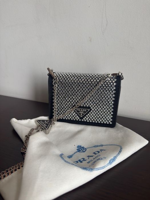Prada бляскава чанта с кристали