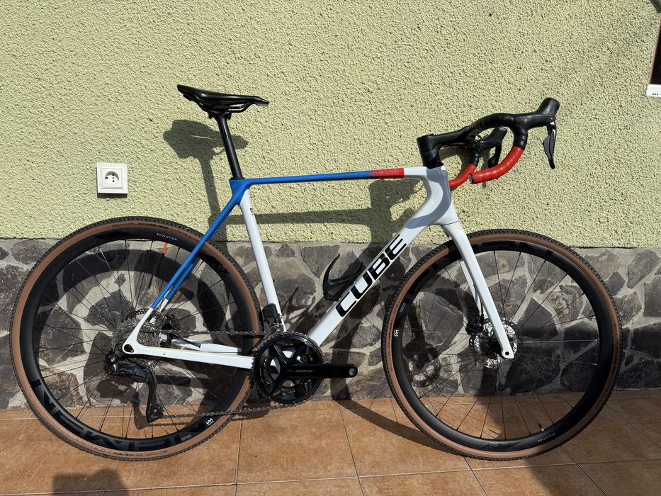 Cube Cross Race Cyclocros Carbon 2x12 2024