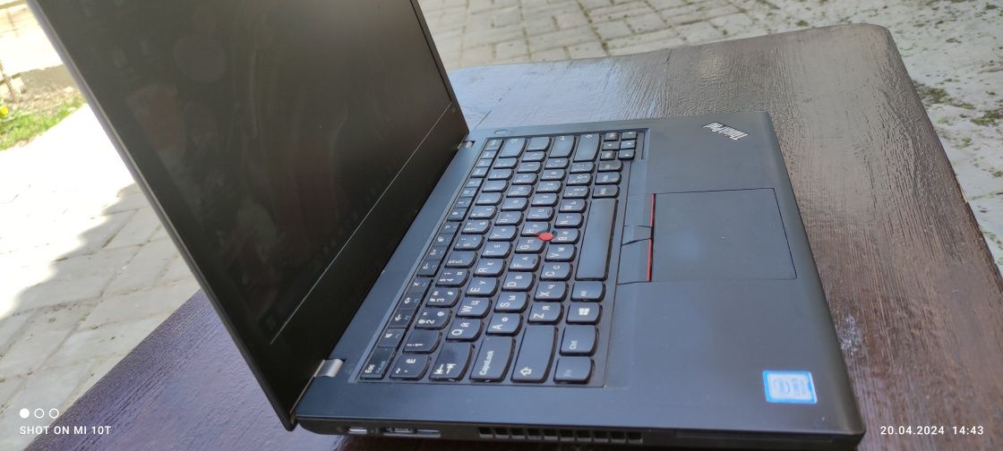 Продам ноутбук Lenovo ThinkPad T480 с 14 дюймовым HD экраном.