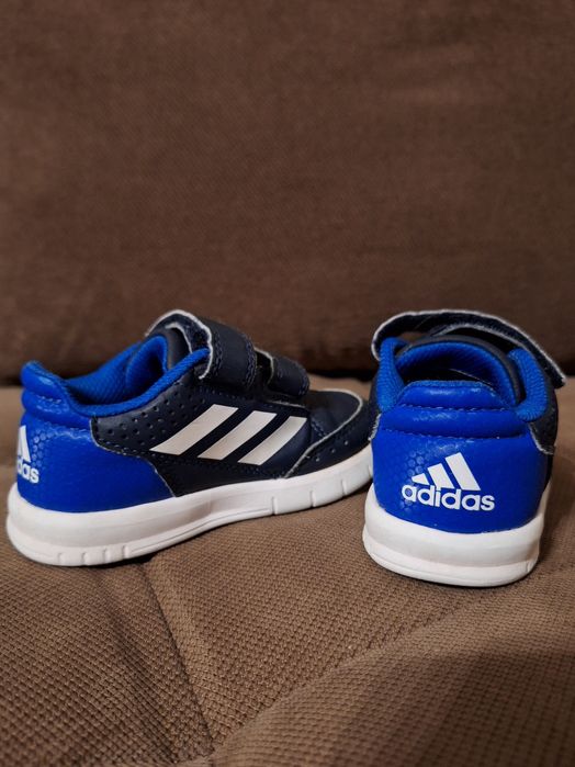 Детски маратонки Adidas, размер 21