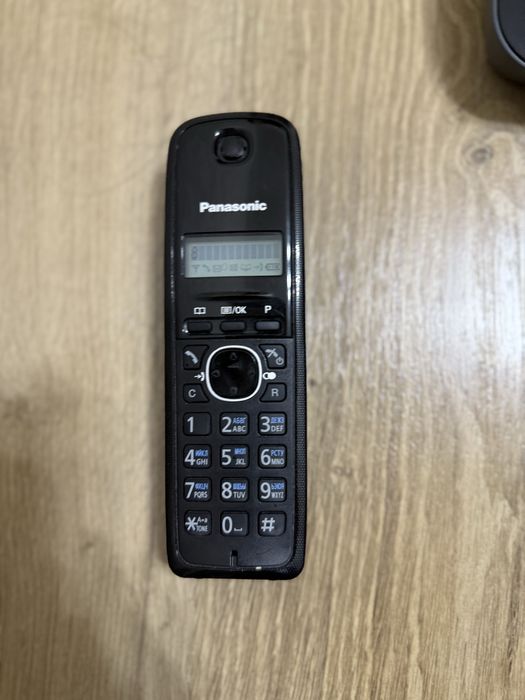 Продам дрмашний телефон panasonic