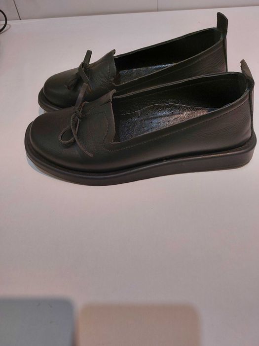 Дамски кожени обувки