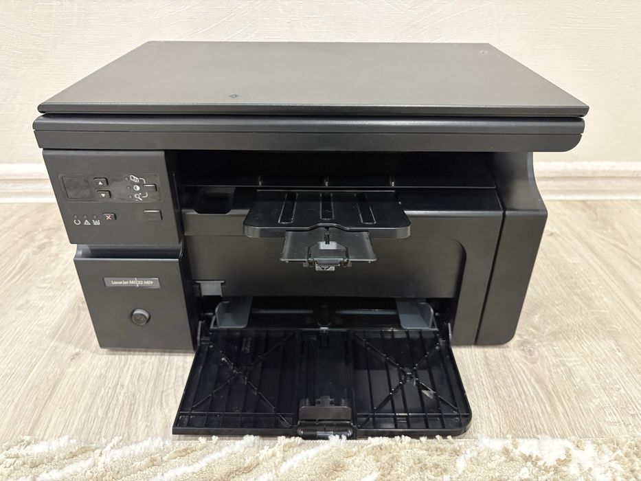 Продам принтер 3в1 мфу НР m1132