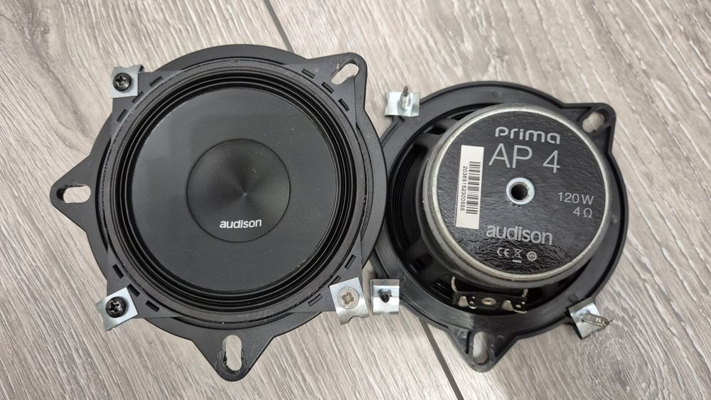 Difuzoare Audison Prima APx 4 + rame adaptoare BMW