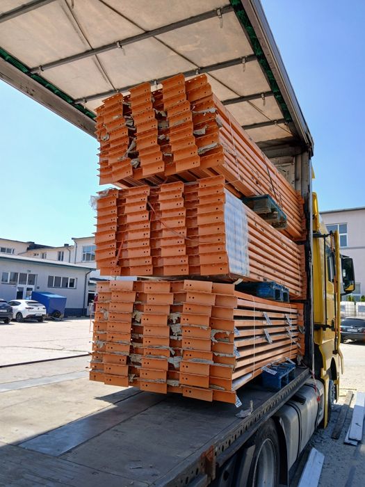 Rafturi metalice de vânzare