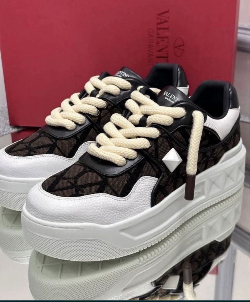 Adidasi Valentino Calitate Premium