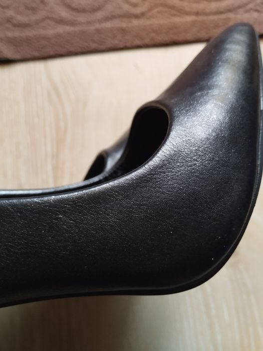 Официални обувки на ток