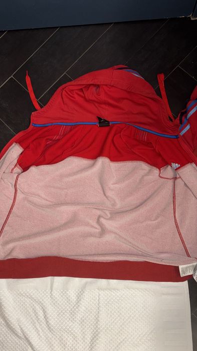 Adidas essentials БАРТИ СЕ