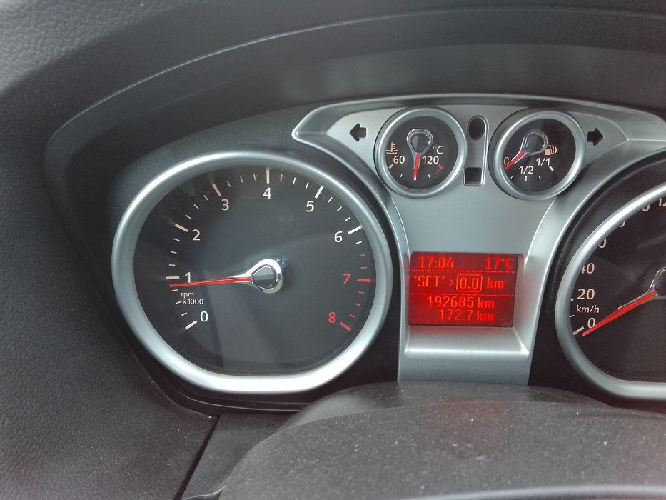 Форд фокус 2.0 i