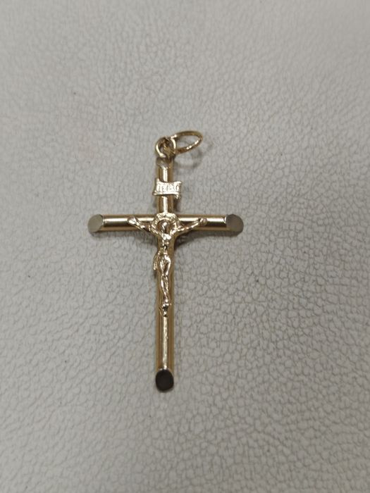 Cruce aur 18k 2.68gr (r)