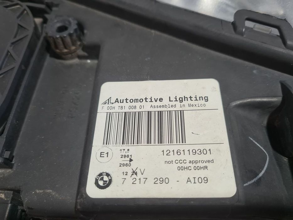 Far Dreapta BMW X3 F25 2010 - 2014 SUV 4 Usi (1044) Fara xenon